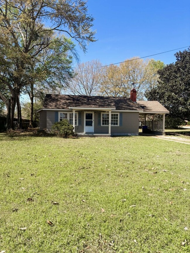 Building Photo - 801 AL-87