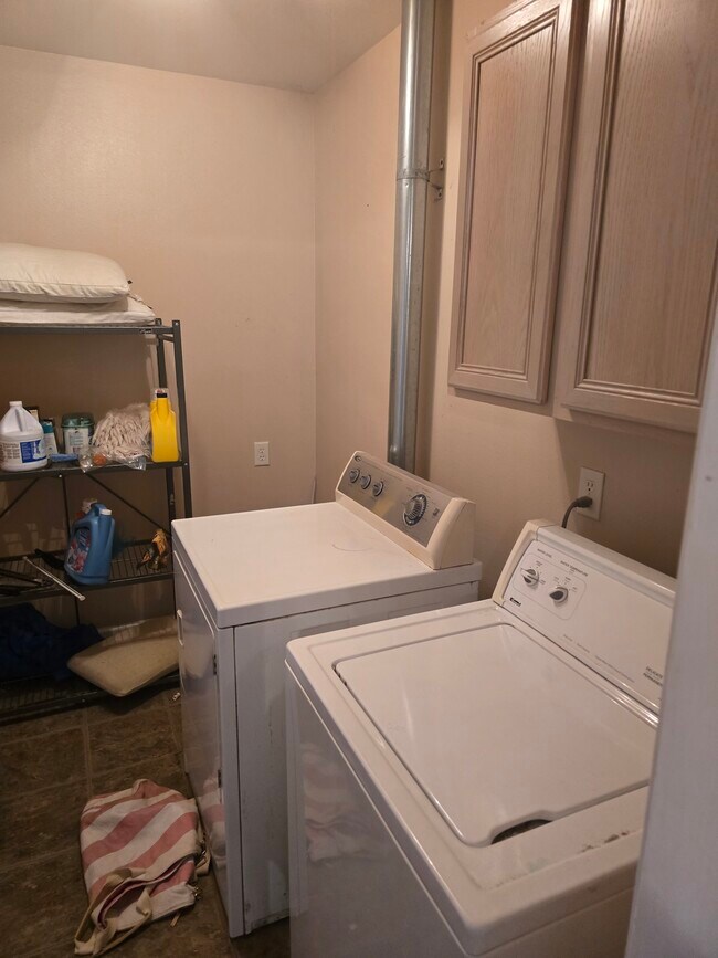 Building Photo - 8445 Jefferson Hwy