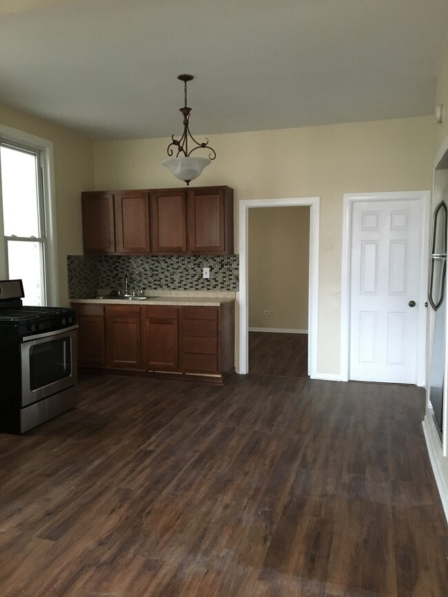 Foto del edificio - 1529 W 18th St