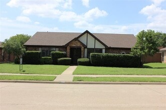 Building Photo - 812 Shannon Dr