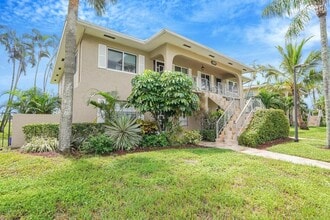 Building Photo - 5910 Via Delray Blvd