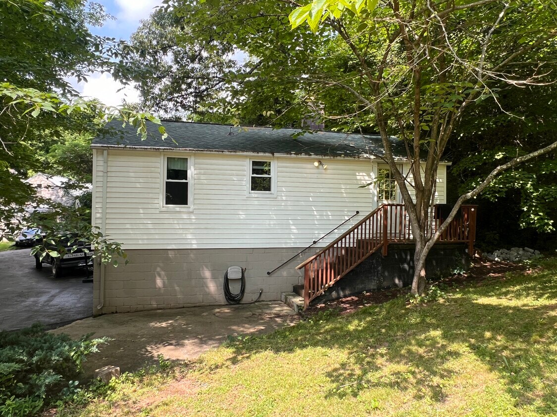 3607 Boyds Bridge Pike, Knoxville, TN 37914 House Rental in Knoxville