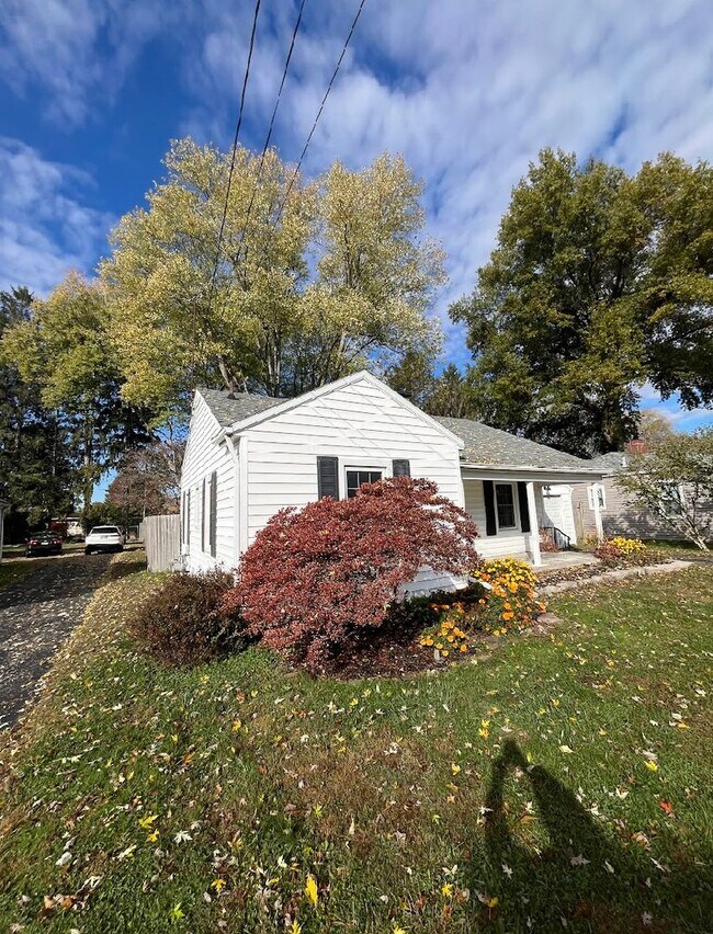 Foto del edificio - Cozy Two Bedroom - Coming Soon