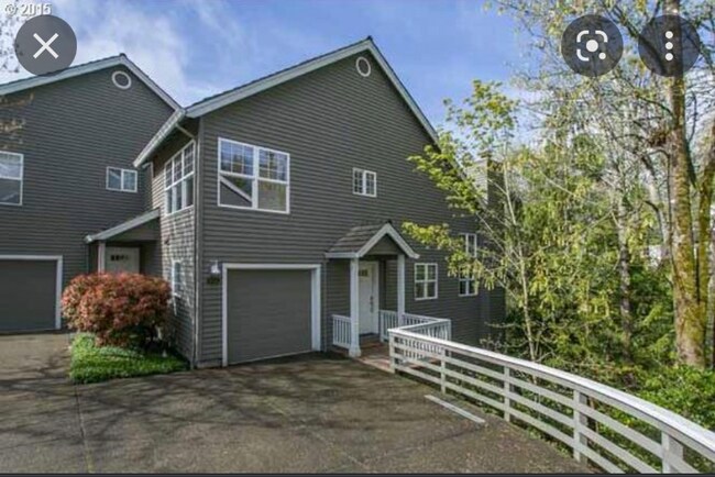 Foto del edificio - 9728 NW Miller Hill Dr