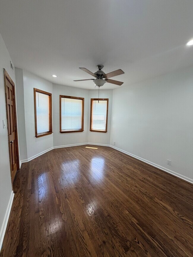 Foto del edificio - 1748 N Keystone Ave