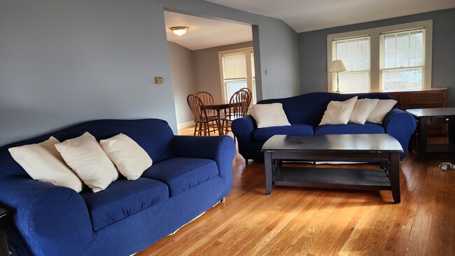 Foto del edificio - 228 S Church St