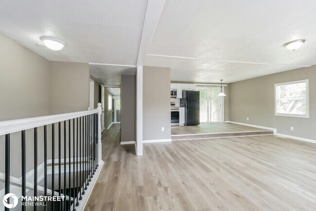 Building Photo - 300 E 164TH TER, BELTON, MO 64012