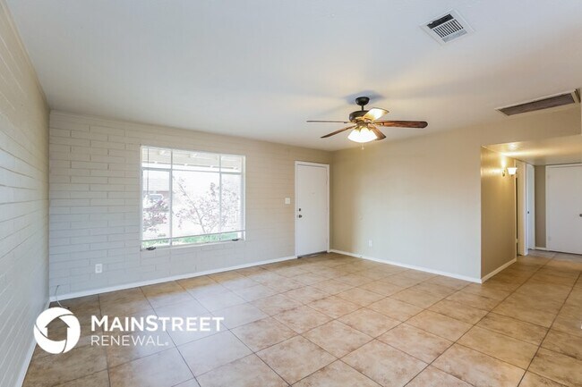 Foto del edificio - 5534 W Weldon Ave