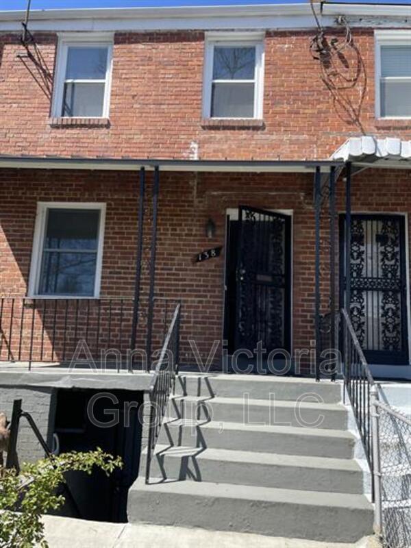 Primary Photo - 138 Mississippi Ave SE