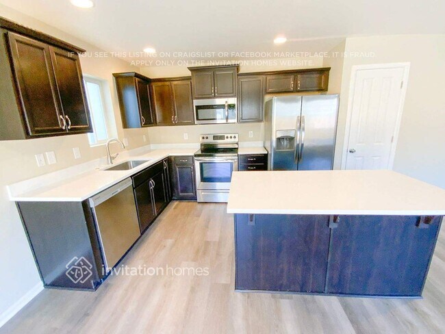 Foto del edificio - 2825 Mahogany St NE