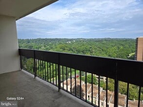 Building Photo - 5300 Holmes Run Pkwy