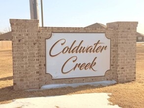 Building Photo - 42124 Cadens Trl