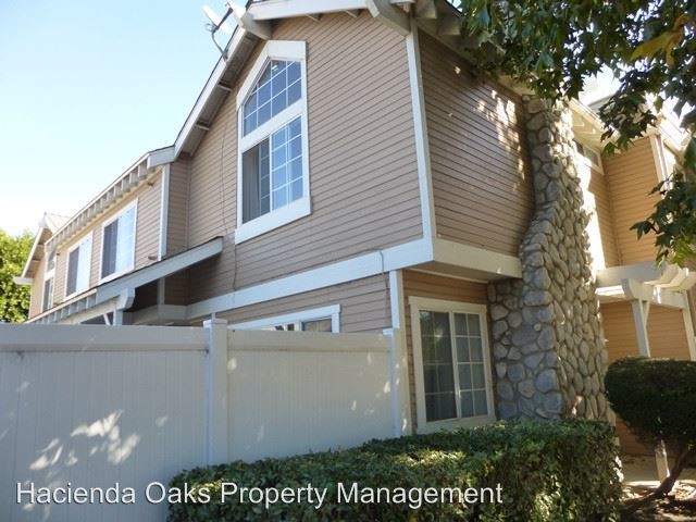 Building Photo - 2 br, 2.5 bath House - 2495 Village Green