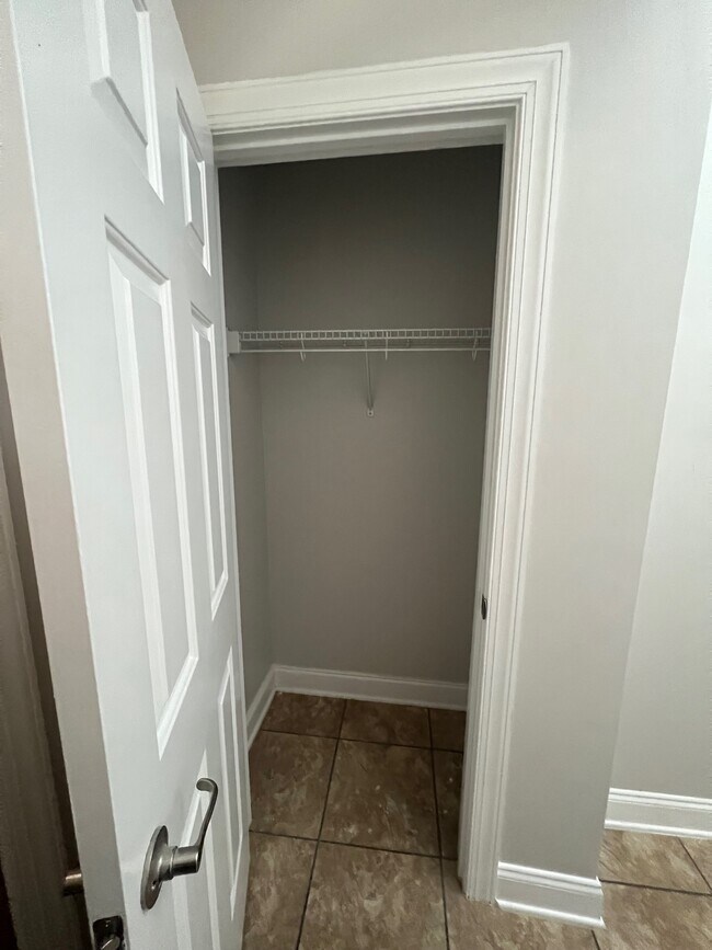 Foto del edificio - 1945 Tara Ct