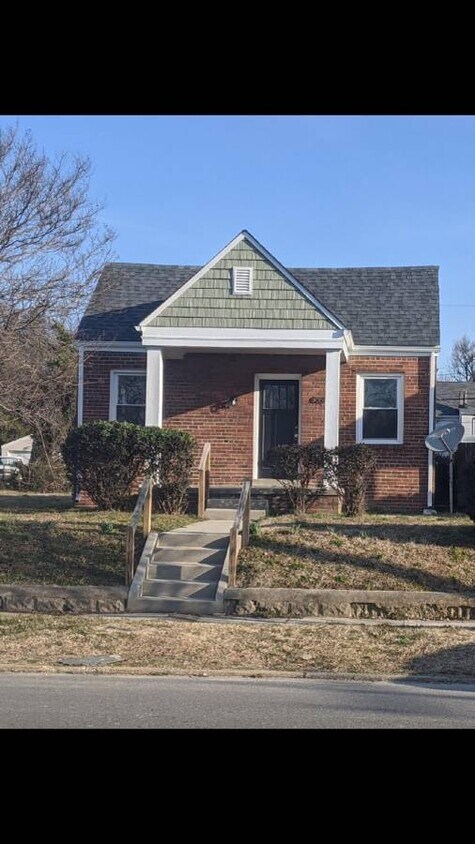Primary Photo - 1308 Overbrook Rd
