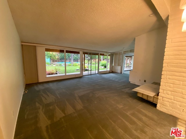 Building Photo - 5344 Oak Park Ave