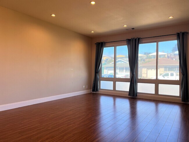 Living Room - 80 Arley Ct