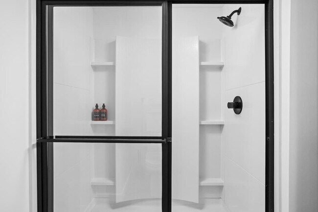 Building Photo - 421 N Pennsylvania St