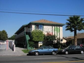 Foto del edificio - 4315 Lennox Blvd