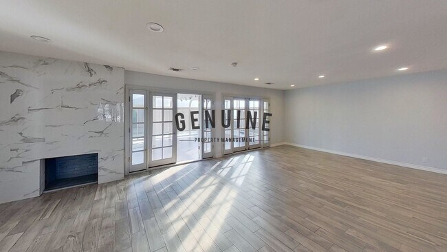 Building Photo - Coming Soon: Remodeled 4Bd 2Ba Home in Fou...