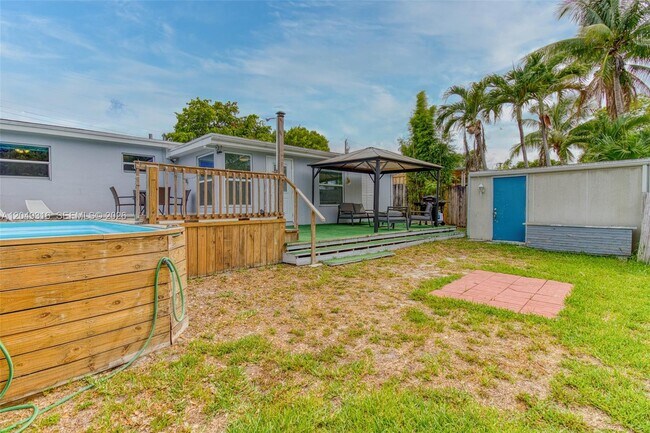 Foto del edificio - Grant Street, Hollywood, FL 33021 - 3 BR 2 BA house