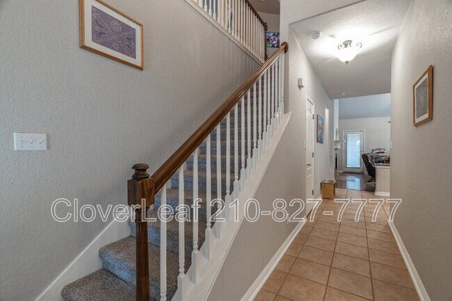 Building Photo - 551 Ginsberg Dr