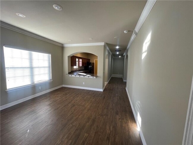 Building Photo - 2811 W Valley W Ct