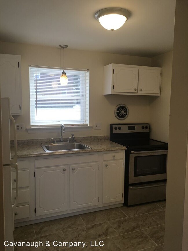 Foto del edificio - 1 br, 1 bath House - 13B Robbins Lane