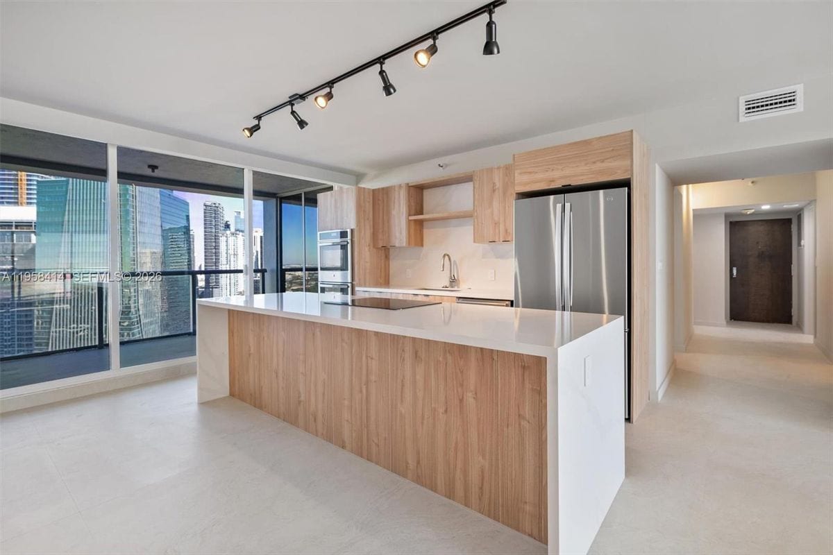 Foto del edificio - 1541 Brickell Ave