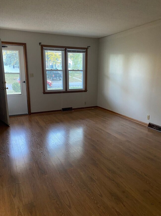 Foto del edificio - Spacious Duplex in Great Location