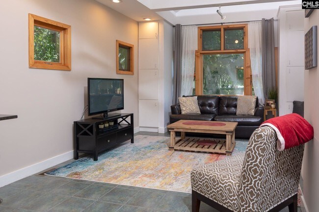 Foto del edificio - 2715 Lee St