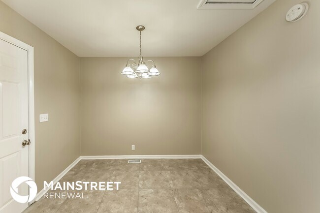 Foto del edificio - 1717 Bobolink Ln NE