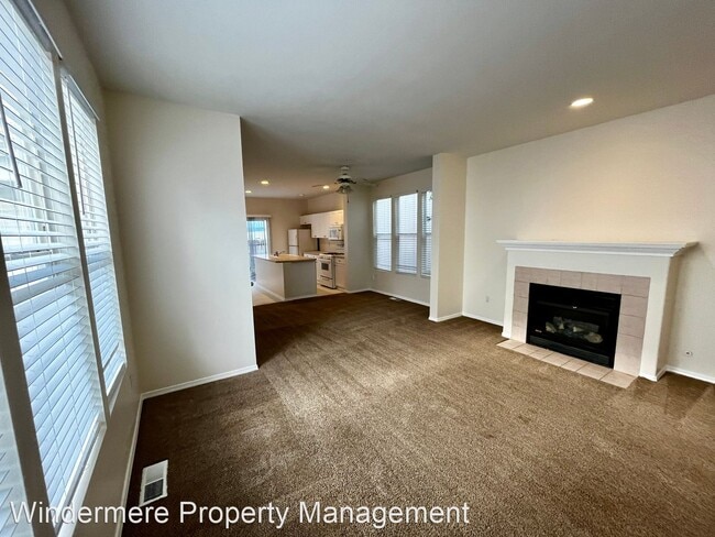 Building Photo - 3 br, 2.5 bath House - 6193 Wynoochee LN NE