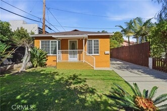 Building Photo - 8613 Higuera St