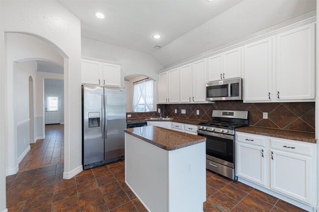 Building Photo - 7014 Durango Creek Dr