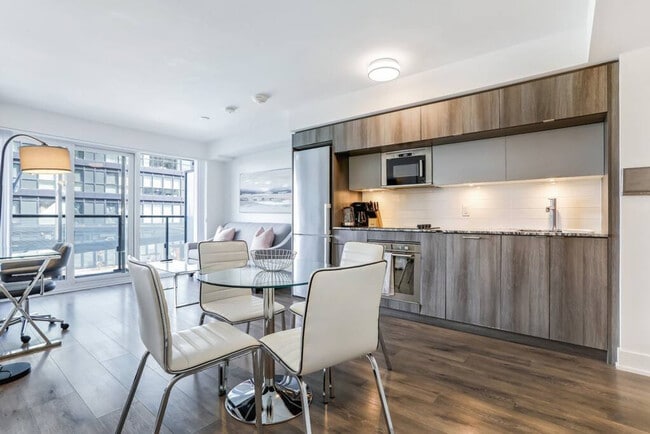 Building Photo - 99 Howard St