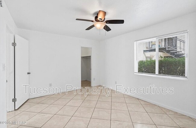 Building Photo - 8450 E Old Spanish Trail