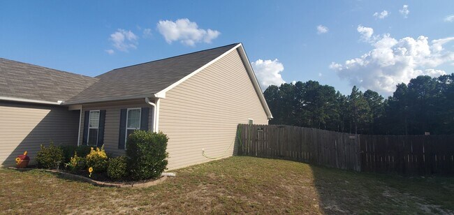 Building Photo - 270 Maria ~ Mitchells Landing