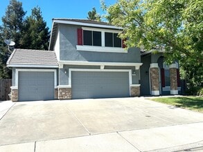 Building Photo - 2601 Roberts Rd