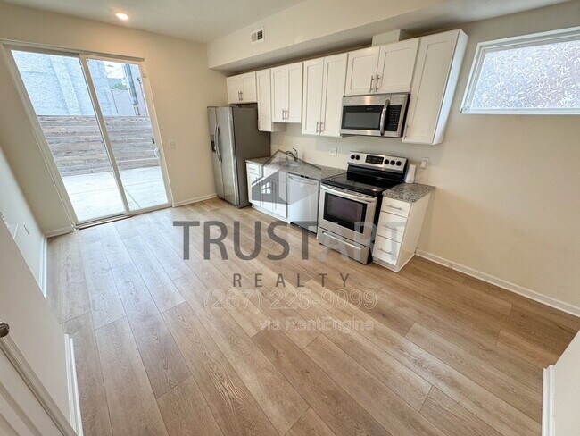 Photo - 1327 S 27th St Townhome