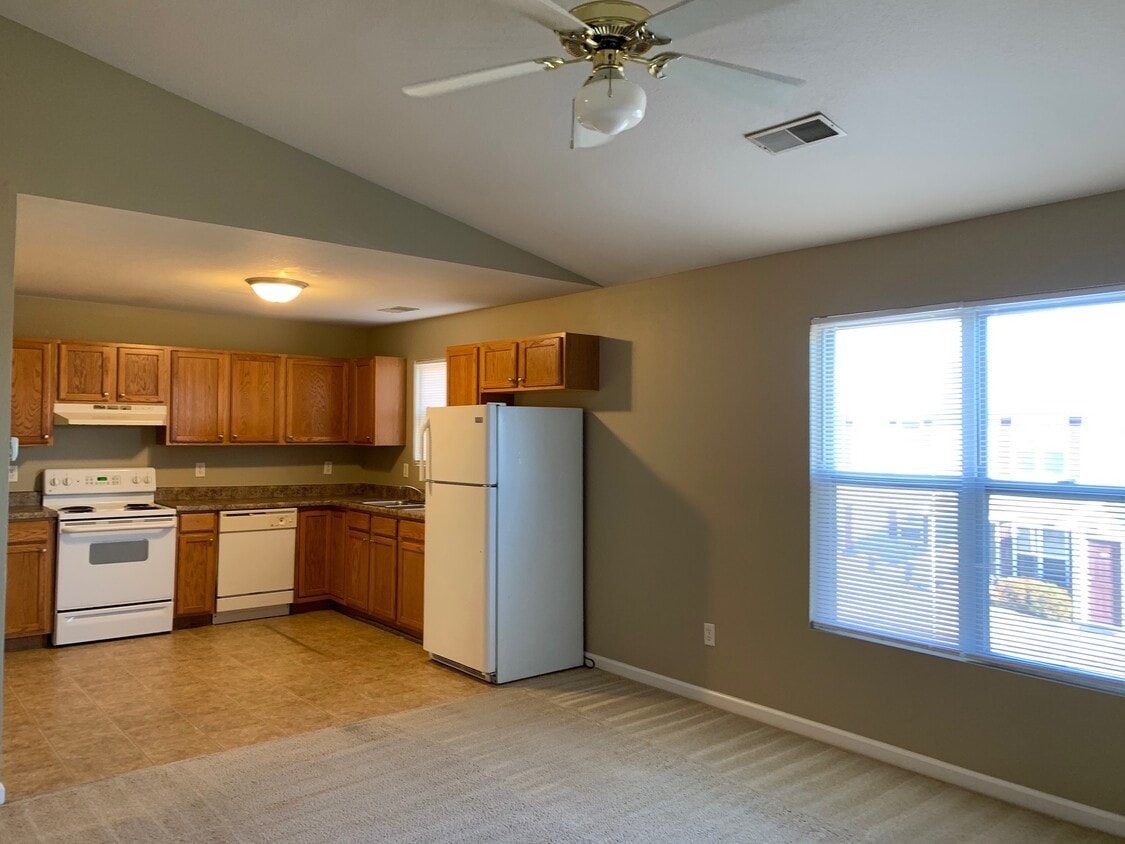 1619 R T Dunn Dr Unit 105, Bloomington, IL 61701 Apartments at 1619 R