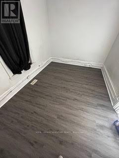 Building Photo - 103 Shuter St