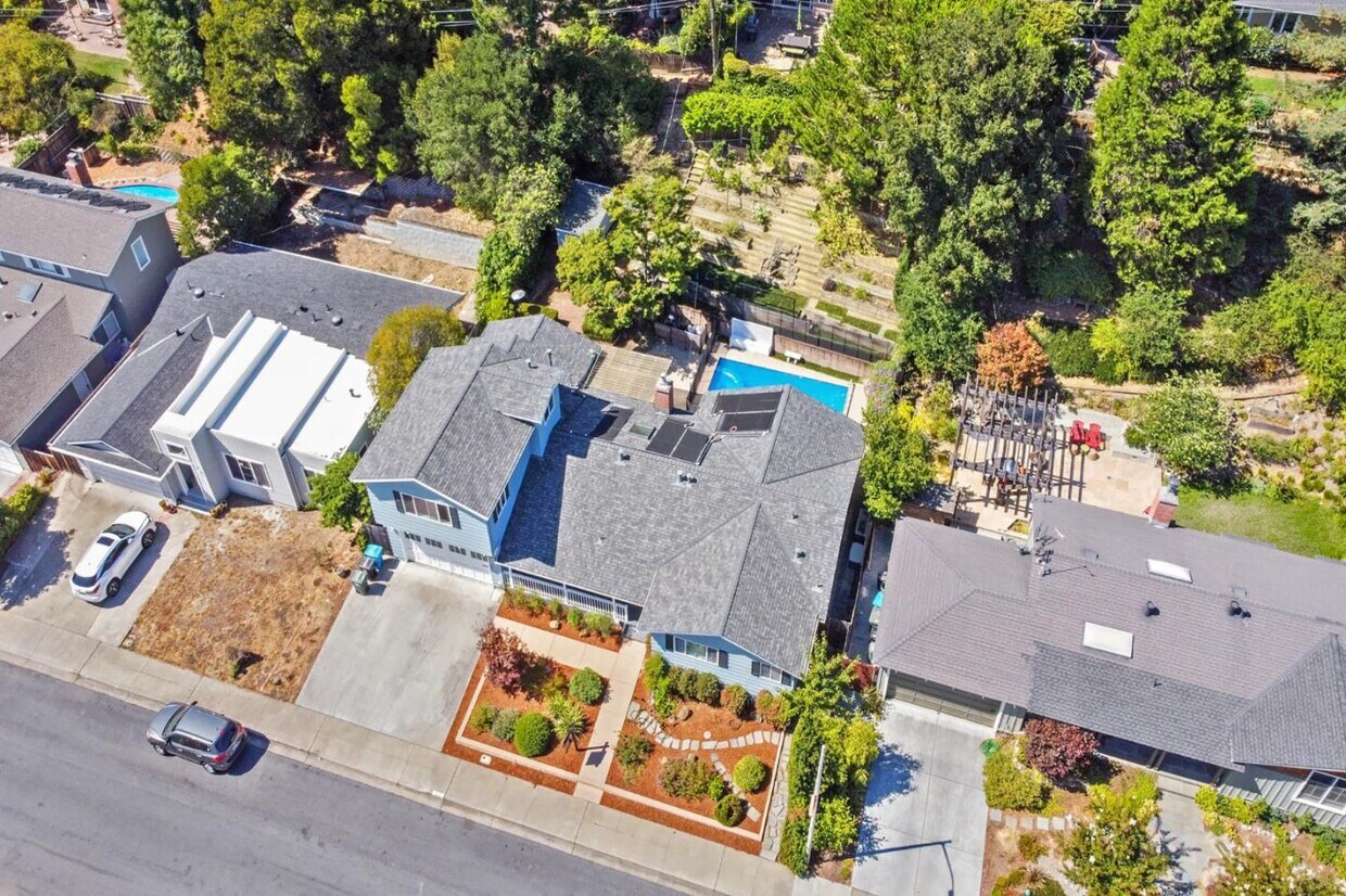 Foto principal - 920 Pleasant Hill Rd