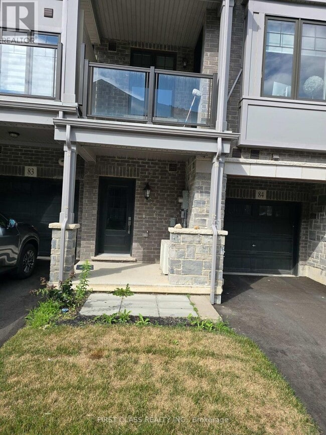 Building Photo - 10-10 Birmingham Dr
