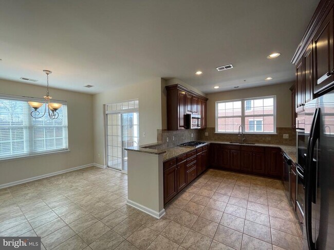 Building Photo - 4435 Beechstone Ln