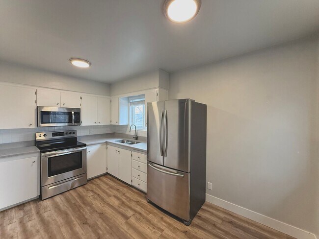 Foto del edificio - 1 Bedroom Salt Lake Condo  Available