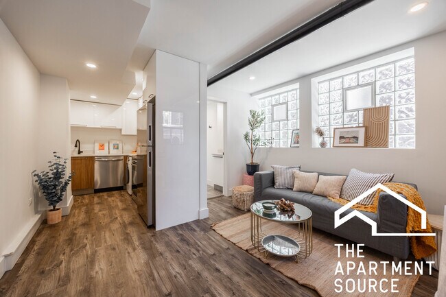 Foto del edificio - 941 W Carmen Ave