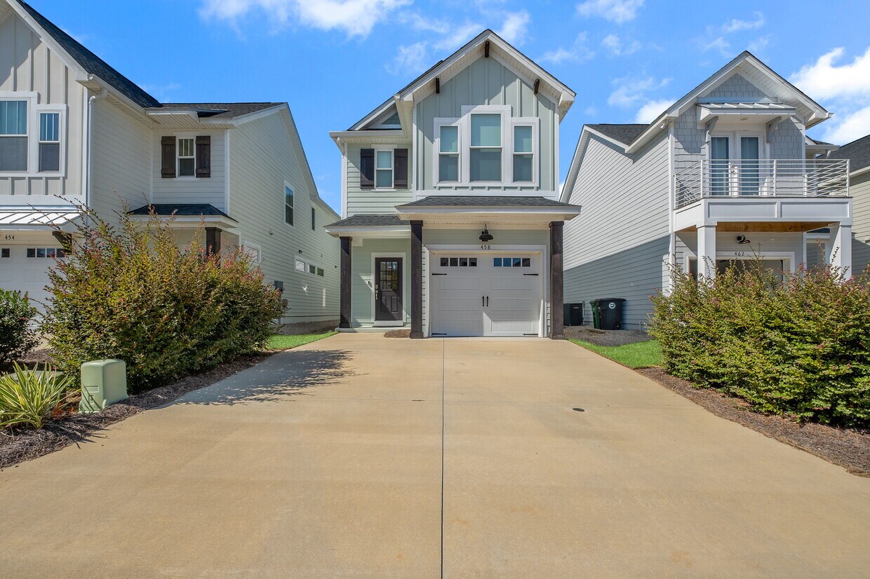 Foto principal - 458 Grand Oaks Rd