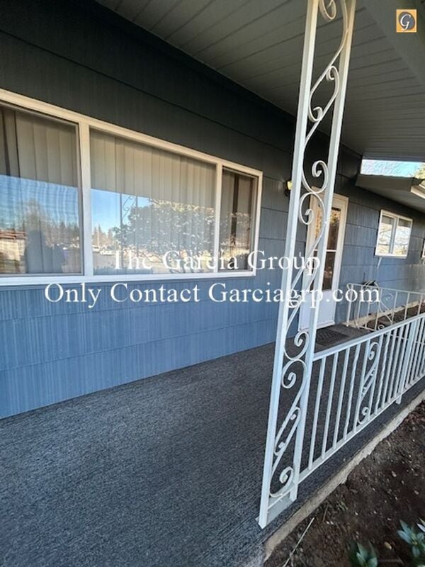 Foto del edificio - 17006 SE Morrison Ct