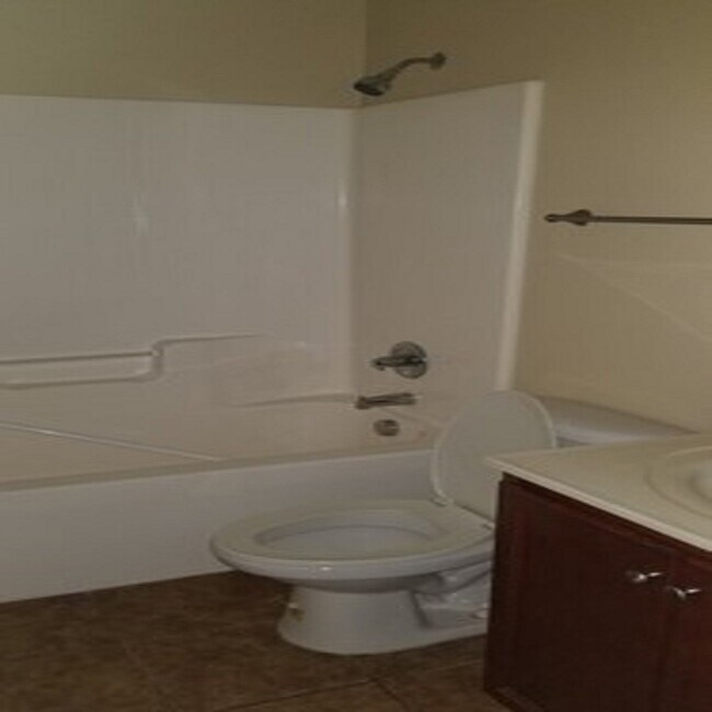 CLIFFS OF ROCKFISH House Rental in Fayetteville, NC